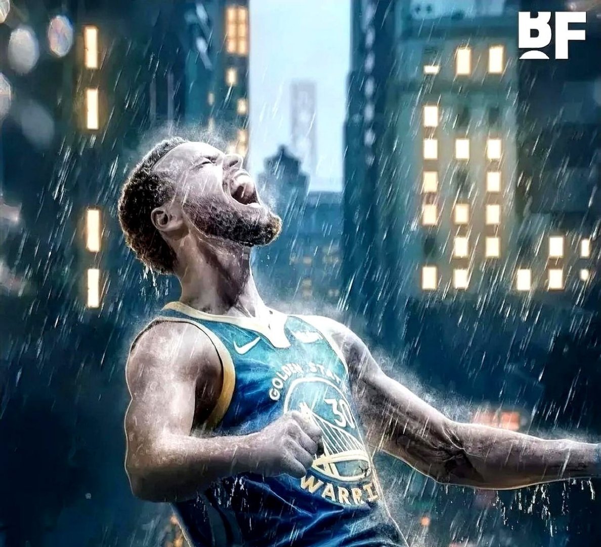 开云官方入口-库里重返赛场，重返赛场首场状态出色，热火观众沸腾！